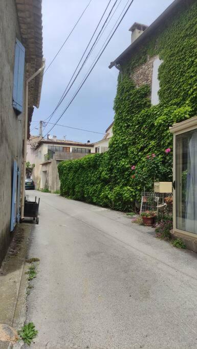 Joli Appartement Dans Village Calme En Provence Les Mées 外观 照片